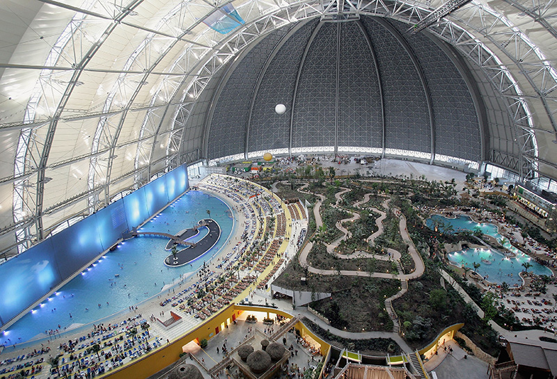 Berlin_Tropical-Islands_Getty-Images_Sean-Gallup_51927552--small.jpg